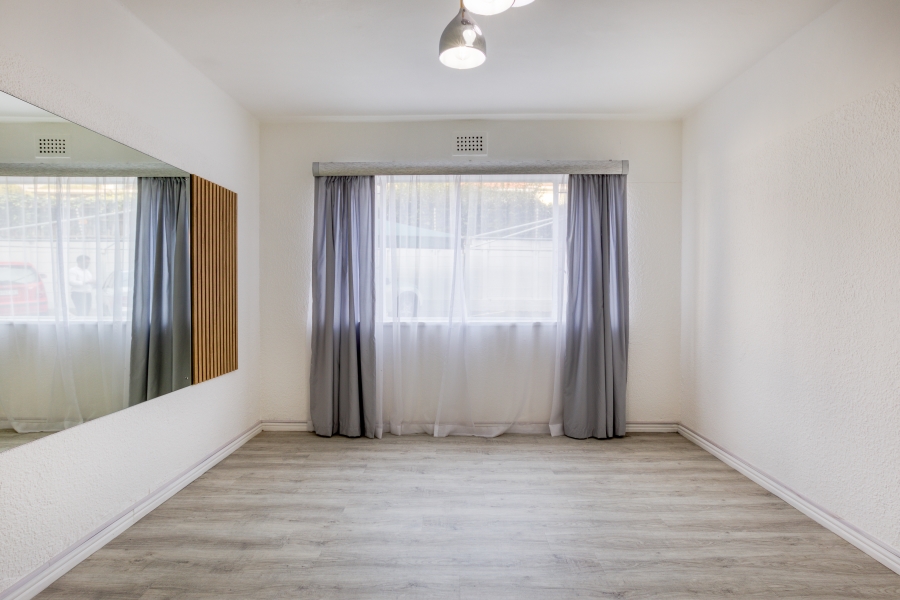 2 Bedroom Property for Sale in Woodstock Western Cape